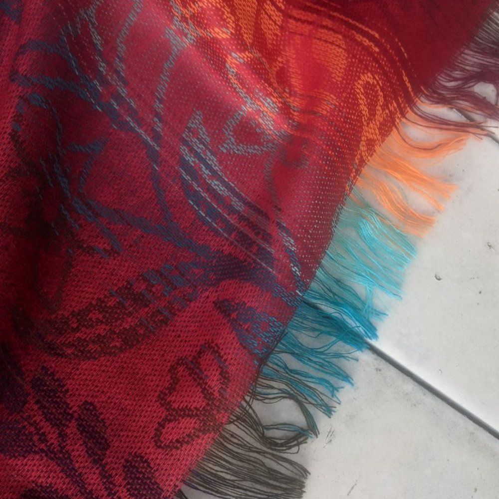 Scarf, Shawl or Pashmina - Picture 9 of 13